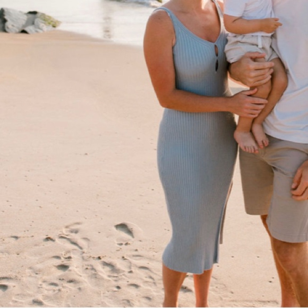 Abercrombie and Fitch Knit Keyhole Midi Dress